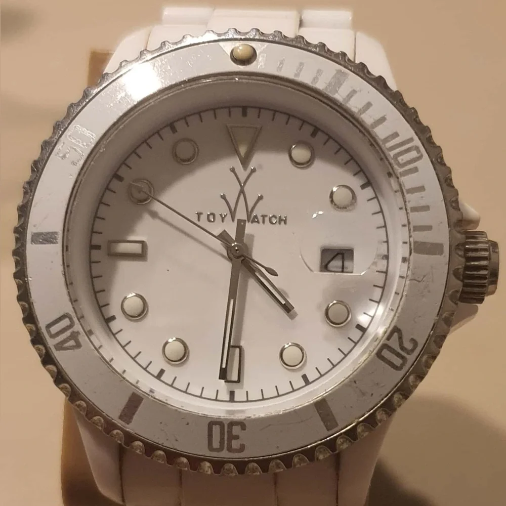 Toy Watch Plasteramic Silver/White Diver Style Women's Watch w/Date